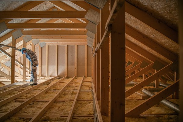Quels sont les avantages écologiques et durables des constructions en bois ?