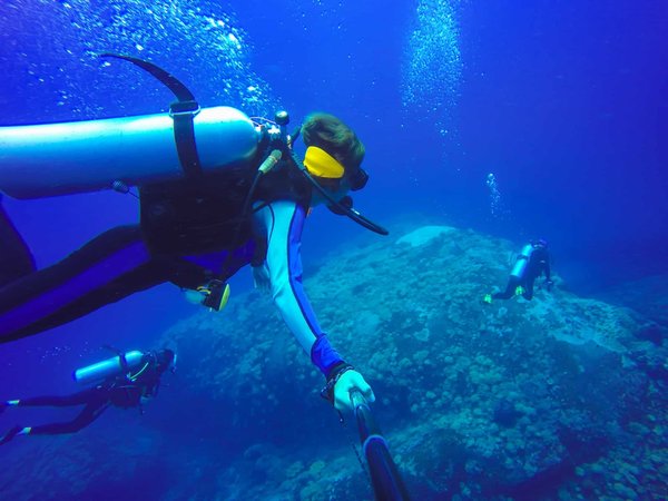 Quelle combinaison choisir pour une plongée sous-marine dans le Var ?